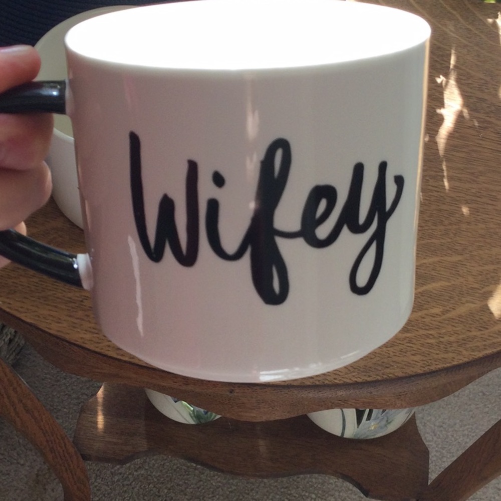 🌿NWOT🌿Set of 2 Hubby & Wifey Mugs🌿